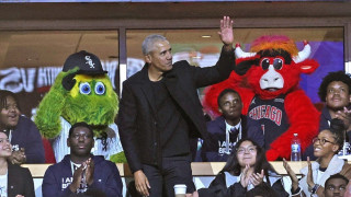 Ομπάμπα υπέρ Αντετοκούνμπο: «Ένας σούπερ σταρ του ΝΒΑ μπορεί να είναι και μαύρος και Έλληνας»