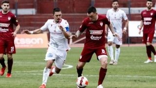 Στον Πανσερραϊκό ο Αντριάν Κολομπίνο