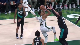 NBA: «Οδοστρωτήρας» Γιάννης στην κορυφή του Top 10