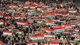 Ένταση με Ούγγρους  έξω από το Καραϊσκάκη