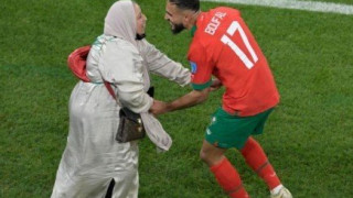 Παγκόσμιο Κύπελλο 2022: Οι συγκινητικές πανηγυρικές στιγμές του Μπουφάλ με τη μητέρα του (vid)