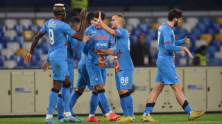 Η Νάπολι φόρεσε φοβερή φανέλα με τον Ρούντολφ το ελαφάκι σε φιλικό με την Βιγιαρεάλ!