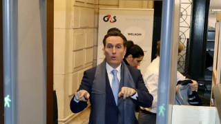 «Αυτοτρολάρεται» ο δικηγόρος της Καϊλή- «Παράλληλα με την δικηγορία, θα ανοίξω φροντιστήριο Γαλλικών στο ΚΟΡΩΠΙ»