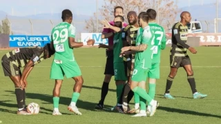 Λεβαδειακός: «Ανύπαρκτο φάουλ και 1-1 ο Αρης»