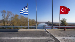 Γενί Σαφάκ: Τα προβλήματά μας με την Ελλάδα δεν μπορούν να λυθούν με διπλωματικά μέσα