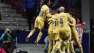 Παρουσίασε τη νέα φανέλα της η Μπαρτσελόνα