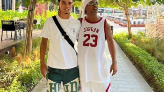 Ο 17χρονος γιος του Ροναλντίνιο προπονείται με την Μπαρτσελόνα!