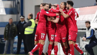 Ιωνικός - ΝΠΣ Βόλος 0-1: «Διπλό» στο φινάλε για τους Βολιώτες με Οζέγκοβιτς