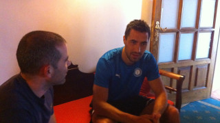 «Πατέρας ναι, μεγάλος αδελφός, όχι»