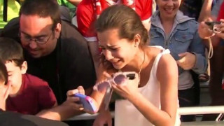 Ξέσπασε σε κλάματα όταν είδε τον Τζέραρντ (video)