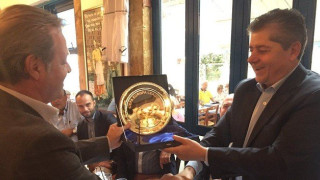 Το γεύμα του ΑΠΟΕΛ στον Αστέρα και οι φανέλες