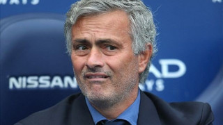 Μουρίνιο έκανες παράπονα για τη διαιτησία; Πάρε και μια τιμωρία να συμμορφωθείς!