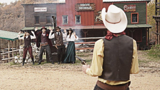 Ο Λούκυ Λουκ ήρθε στο... Κολοσσαίον σε ένα εντυπωσιακό υπερθέαμα!