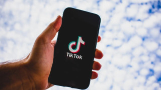 Αυτό είναι το «έγκλημα» που κάνουν όλοι με το TikTok και το Instagram