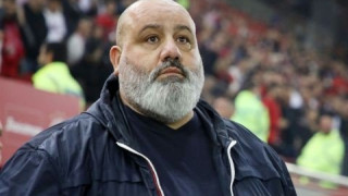Καραπαπάς: «Ο Ολυμπιακός δεν συμπράττει, ούτε συμμαχεί με κανέναν»
