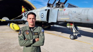 Το «ύστατο χαίρε» στον υποσμηναγό Τουρούτσικα (live streaming)