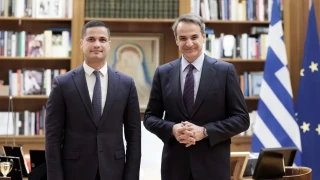 «Μεταγραφή» από το ΚΙΝΑΛ στη Νέα Δημοκρατία: Στο πλευρό του Μητσοτάκη ο Σπύρος Καρανικόλας