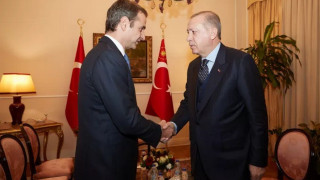 Επικοινωνία Μητσοτάκη - Ερντογάν μετά τον σεισμό: Συμπαράσταση και συλλυπητήρια