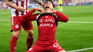 Ολυμπιακός: Ο Κανός αφιέρωσε το γκολ στη μητέρα του που πέθανε και... κιτρινίστηκε