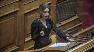 Ανεξαρτητοποιήθηκε και από τον ΣΥΡΙΖΑ η Αγγελική Αδαμοπούλου