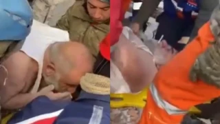 Τουρκία: «Έστριβα τσιγάρο και κάπνιζα», αφηγείται εγκλωβισμένος για 56 ώρες από τον σεισμό