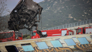 Τέμπη: «Γαλάζιοι» βουλευτές «αδειάζουν» Καραμανλή με δηλώσεις τους