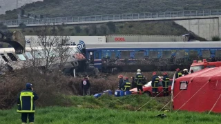 Τραγωδία στα Τέμπη: Τριήμερο εθνικό πένθος με απόφαση του Κυριάκου Μητσοτάκη