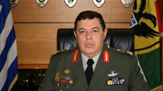 «Ας επιστρέψει στην εφημερίδα του να τα γράφει εκεί αυτά»