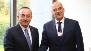 Ο Τσαβούσογλου ευχήθηκε στον Δένδια για την επέτειο της 25ης Μαρτίου!