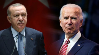 Ερντογάν μαινόμενος: Ψηφίστε με να δώσουμε ισχυρό μάθημα στις ΗΠΑ