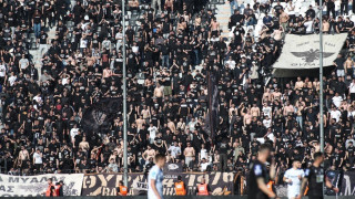 ΠΑΟΚ: Ο κόσμος αποθέωσε Λουτσέσκου και παίκτες και ζήτησε το τρόπαιο