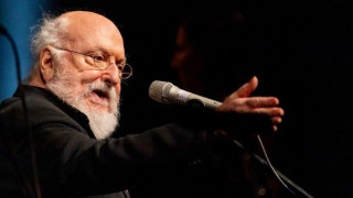 Στο νοσοκομείο σε σοβαρή κατάσταση ο Διονύσης Σαββόπουλος (vid)