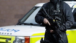 Ένοπλοι αστυνομικοί στο Γουέμπλεϊ