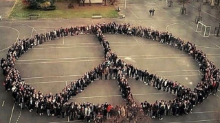 Η Σούπερ Λιγκ τιμά τα θύματα του Παρισιού