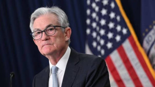 Ρωσία: Φαρσέρ ξεγέλασαν τον επικεφαλής της Κεντρικής Τράπεζας των ΗΠΑ παριστάνοντας τον Ζελένσκι