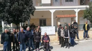 ΝΤΡΟΠΗ - Χαλκιδική: Πέταξαν στον δρόμο 81χρονο με αναπηρία - Ήταν εγγυητής του άνεργου γιου του