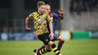 Ολικό λίφτινγκ στην επίθεση