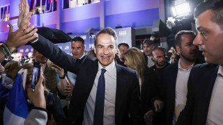 ﻿Σαρωτική νίκη της ΝΔ - Δεν κρατάει τη διερευνητική ο Μητσοτάκης, εκλογές για αυτοδυναμία στις 25 Ιουνίου ﻿