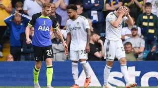 Premier League: Υποβιβάστηκαν Λέστερ και Λιντς, σώθηκε η Έβερτον