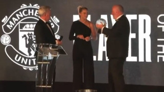 Μ.Γιουνάιτεντ: Απαράδεκτο σχόλιο στην παίκτρια της χρονιάς- «Είναι βαρύ το τρόπαιο για σένα»