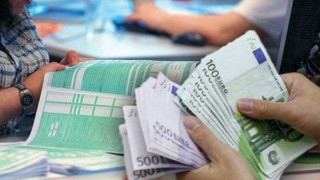 Εφορία: Στέλνει «ραβασάκια» για αδήλωτα εισοδήματα
