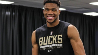 Αντετοκούνμπο προς Σαουδική Αραβία: «Αν ψάχνετε για... τερματοφύλακα»