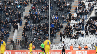 Η μπάλα τους παίρνει όλους...