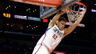 Τρομερό τρίποντο από Γκρίφιν!!! (video)