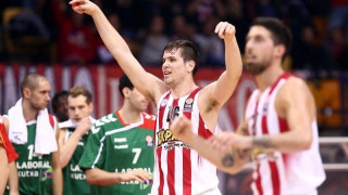 Νίκησε Αρμάνι και ατυχία ο Ολυμπιακός, φώναξε παρών η «Βασίλισσα»!