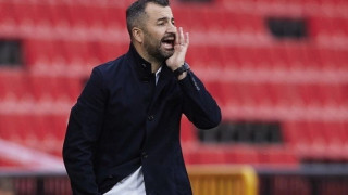Oλυμπιακός: Στην Ελλάδα ο Μαρτίνεθ, υπογράφει διετές συμβόλαιο