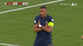 Διπλό λάθος του Μαυροπάνου για το 1-0 της Γαλλίας