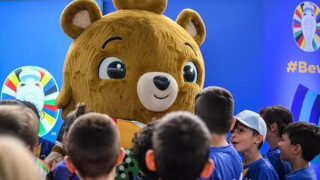 H UEFA αποκάλυψε τη μασκότ του EURO 2024