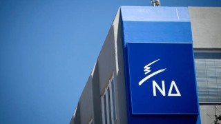 Εκλογές 2023: Πόσες έδρες παίρνει η ΝΔ με 9κομματική Βουλή και πόσες με λιγότερα κόμματα