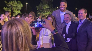 Γιάννης Αντετοκούνμπο: «Δεν θα αλλάξουμε τον κόσμο, αλλά θα προσπαθήσουμε κι αυτή είναι μία επιτυχία»